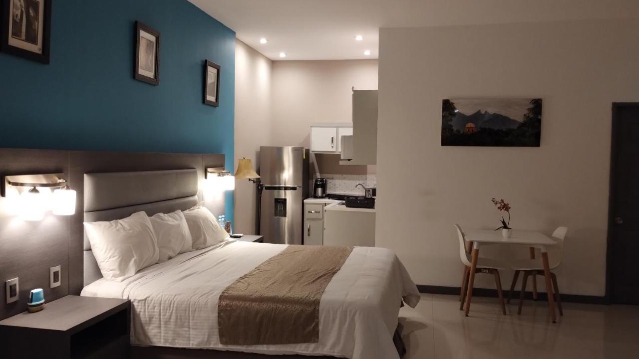 Hotel El Rancho Sabinas Hidalgo ภายนอก รูปภาพ